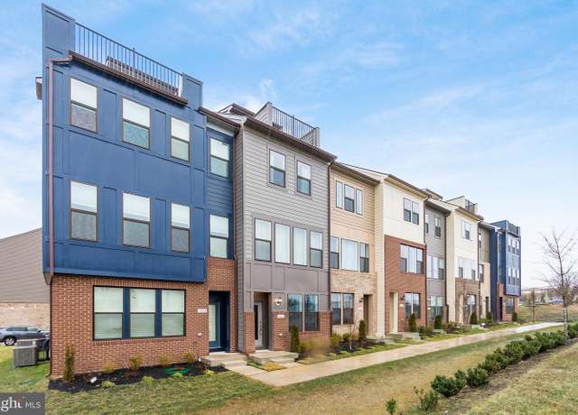 Property at 4803 Vista Green Ln, Lanham, MD 20706, 4 beds, 3.5 baths