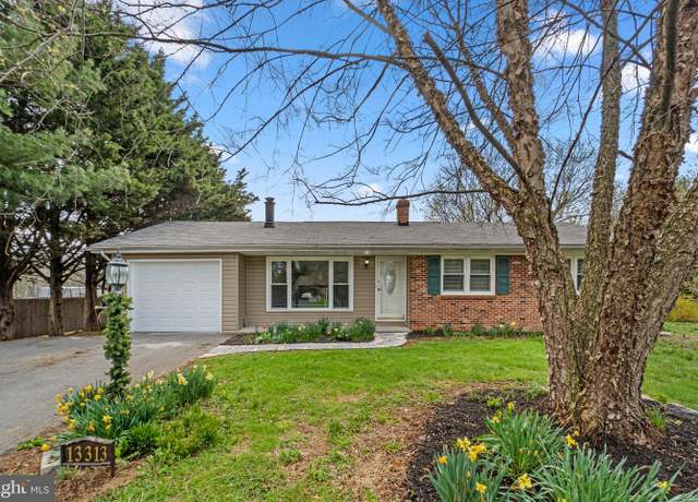 Property at 13313 Herman Myers Rd, Hagerstown, MD 21742, 5 beds, 2 baths