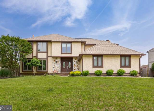 Property at 22 Country Walk, Cherry Hill, NJ 08003, 4 beds, 2.5 baths