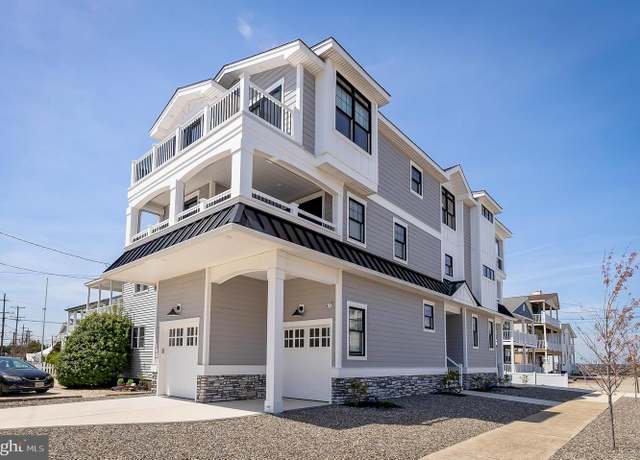 Property at 9004 Landis Ave, Sea Isle City, NJ 08243, 5 beds, 5 baths