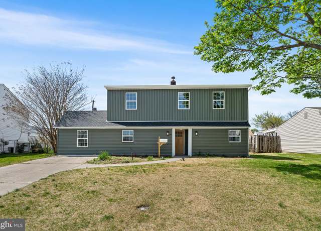 Property at 19 Narcissus Ln, Levittown, PA 19054, 4 beds, 2 baths