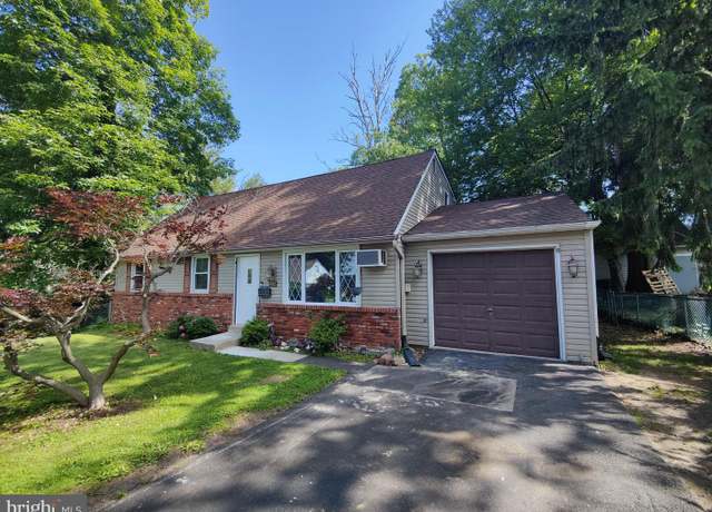 Property at 402 Larchwood Ave, Feasterville Trevose, PA 19053, 4 beds, 2 baths