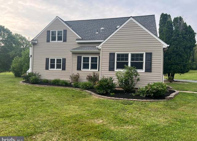 Property at 41 Elm Ln, Glenmoore, PA 19343, 4 beds, 2.5 baths