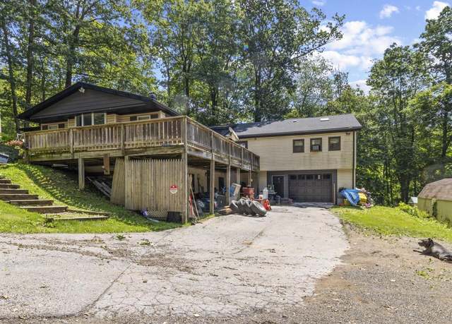Property at 358 Hill Rd, Honey Brook, PA 19344, 4 beds, 2 baths