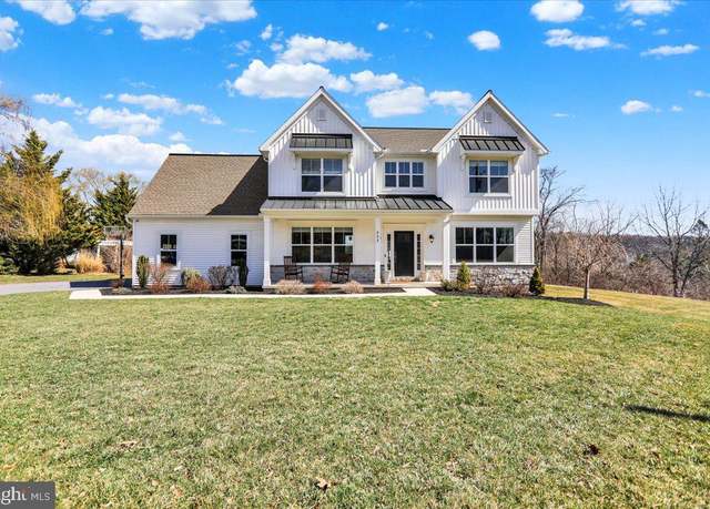 Property at 553 N Muddy Creek Rd, Denver, PA 17517, 4 beds, 2.5 baths