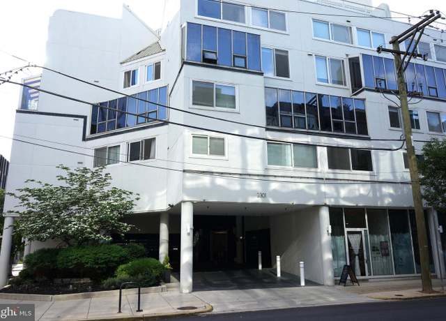Property at 2301 Cherry St Unit 3A, Philadelphia, PA 19103, 3 beds, 3 baths