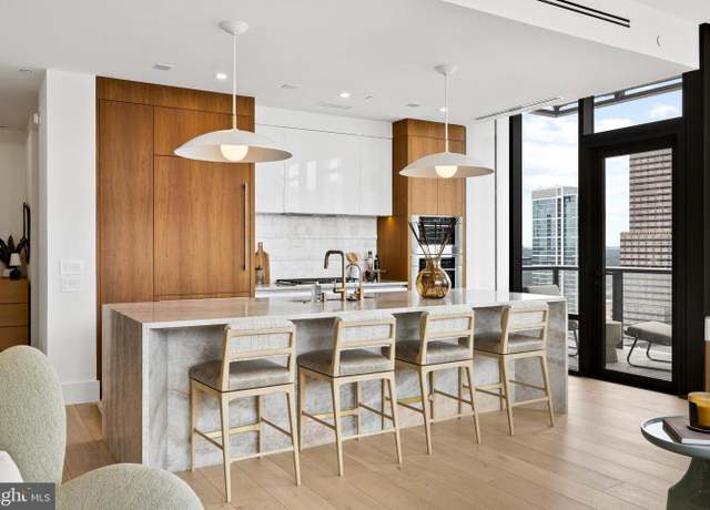 Property at 1911 Walnut St #2804, Philadelphia, PA 19103, 2 beds, 2.5 baths