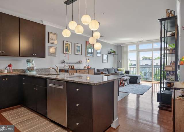 Property at 915 N Patrick St #406, Alexandria, VA 22314, 1 bed, 1 bath