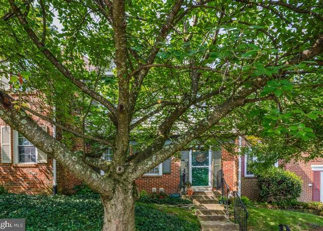 Property at 965 Holborn Ct #43, Sterling, VA 20164, 3 beds, 2.5 baths