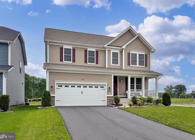 Property at 2020 Captain Dr, Fredericksburg, VA 22408, 4 beds, 2.5 baths
