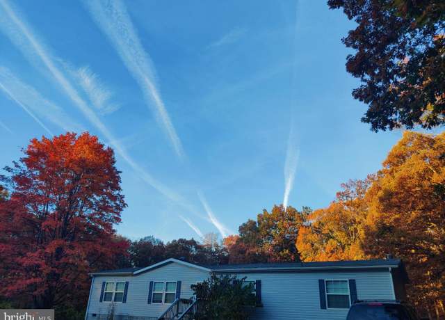 Property at 218 Cropp Rd, Fredericksburg, VA 22406, 3 beds, 2 baths