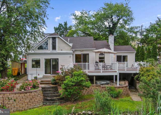 Property at 3936 Bayside Dr, Edgewater, MD 21037, 3 beds, 2 baths