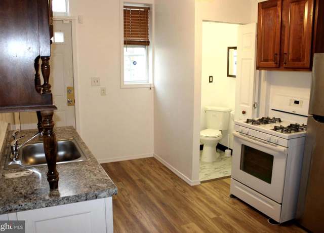 Property at 228 S Haven St, Baltimore, MD 21224, 2 beds, 2.5 baths