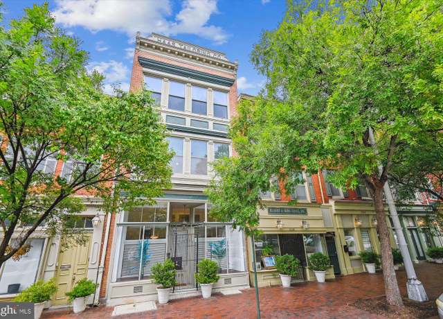 Property at 328 S Broadway S, Baltimore, MD 21231, 4 beds, 3 baths