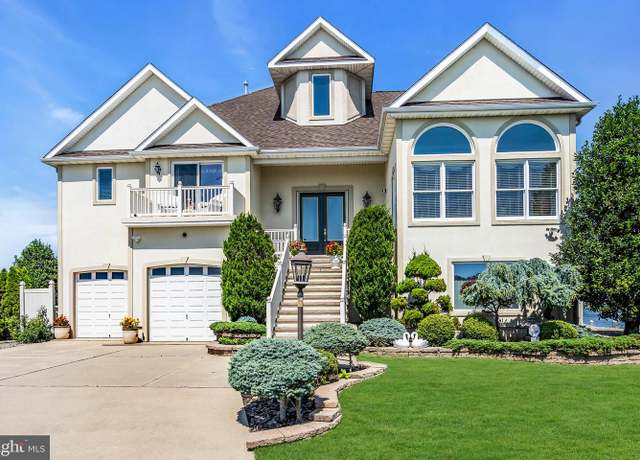 Property at 1240 Laurel Blvd, Lanoka Harbor, NJ 08734, 4 beds, 4 baths