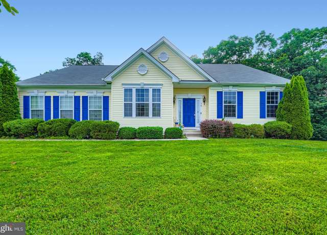 Property at 30 Shady Tree Ct, Delta, PA 17314, 3 beds, 3 baths