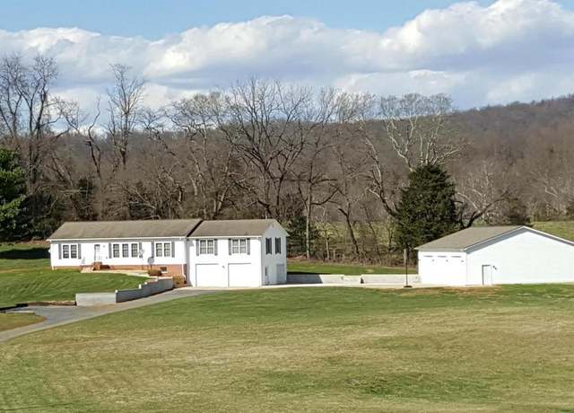 Property at 8210 Lee Hwy, Warrenton, VA 20186, 3 beds, 2 baths