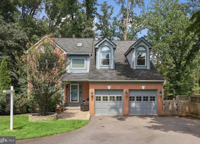 Property at 9000 Linda Maria Ct, Fairfax, VA 22031, 6 beds, 4.5 baths