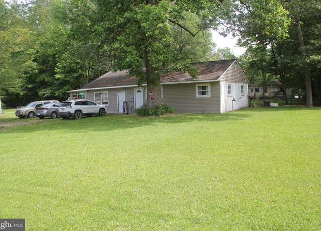 Property at 12455 Beech Trl, Gloucester, VA 23061, 3 beds, 2 baths
