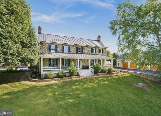 Property at 36437 Whispering Springs Ct, Purcellville, VA 20132, 4 beds, 3.5 baths