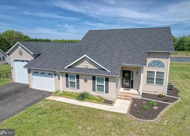 Property at 170 Cantwell Dr, Dover, DE 19904, 4 beds, 2.5 baths