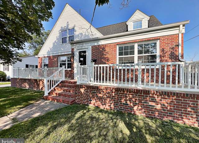 Property at 1045 S Bradford St, Dover, DE 19904, 3 beds, 1.5 baths