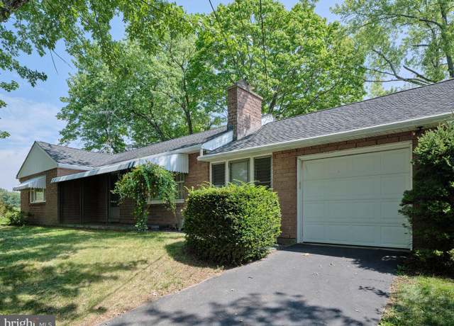 Property at 1915 Swamp Rd, Quakertown, PA 18951, 3 beds, 2 baths