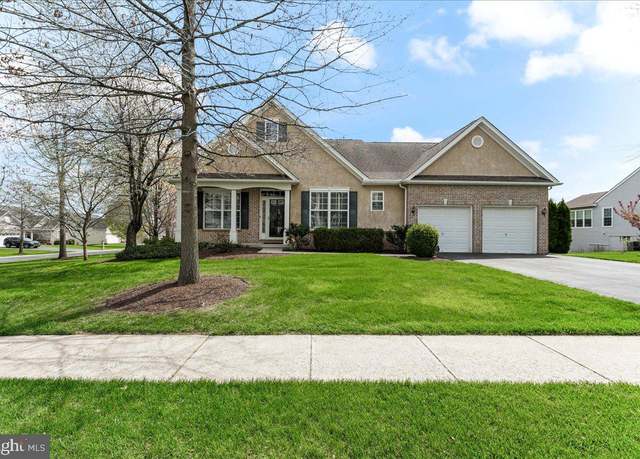 Property at 301 Whitestone Rd, Avondale, PA 19311, 2 beds, 2.5 baths
