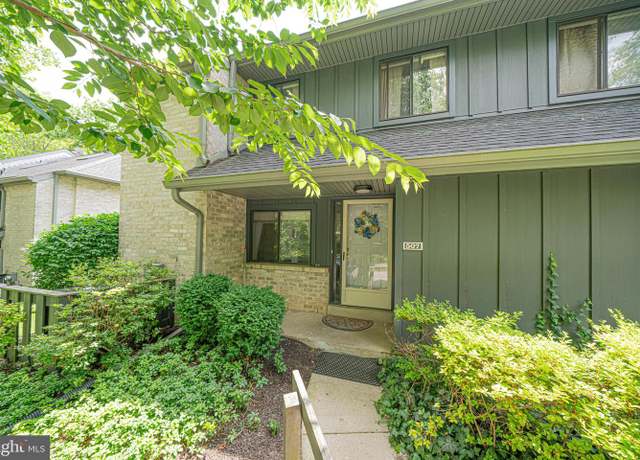 Property at 507 Foxwood Ln #507, Paoli, PA 19301, 3 beds, 2.5 baths