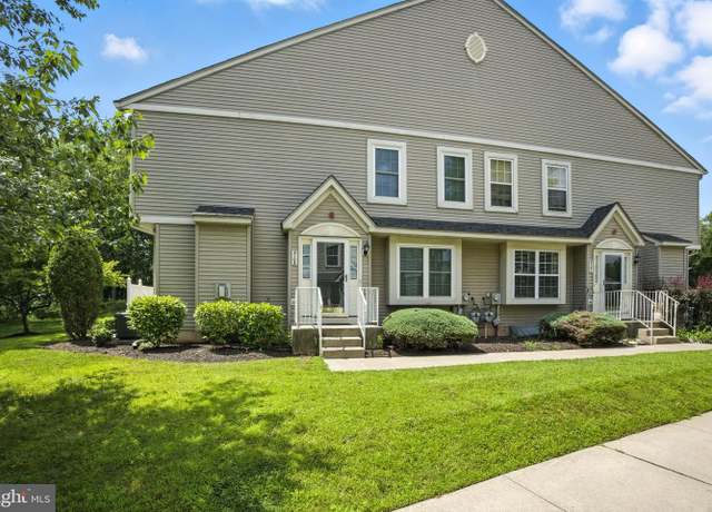 Property at 2104 Iris Ct, Phoenixville, PA 19460, 3 beds, 2.5 baths