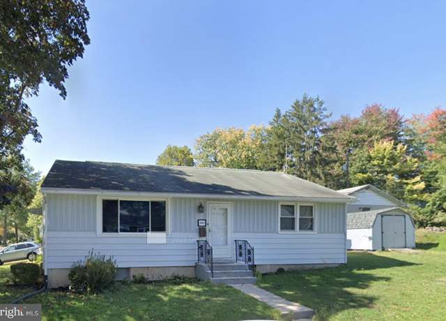 Property at 80 Chestnut St, Highspire, PA 17034, 4 beds, 2 baths