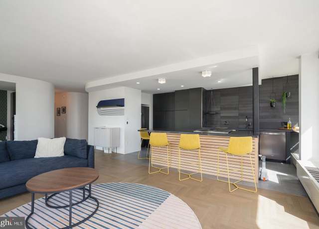 Property at 220 Locust St Unit 2DES, Philadelphia, PA 19106, 2 beds, 2 baths