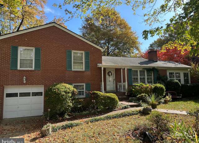 Property at 6903 Clemson Dr, Alexandria, VA 22307, 3 beds, 3 baths