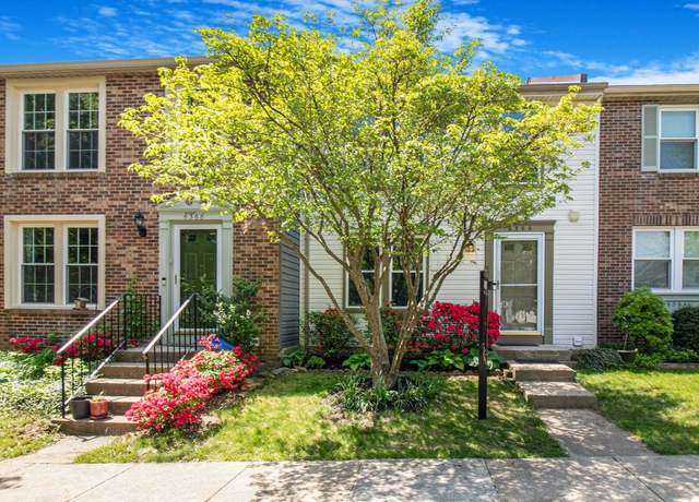 Property at 6366 Generals Ct, Centreville, VA 20121, 3 beds, 3.5 baths