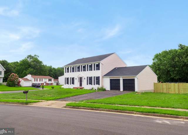 Property at 7401 Loughboro Ln, Springfield, VA 22150, 5 beds, 3.5 baths