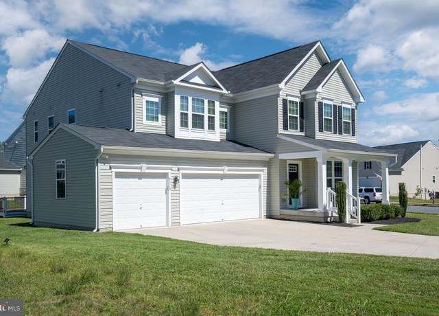 Property at 9315 Blue Pine Ln, Fredericksburg, VA 22407, 4 beds, 4.5 baths