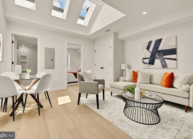Property at 2610 41st St NW #5, Washington, DC 20007, 2 beds, 2 baths