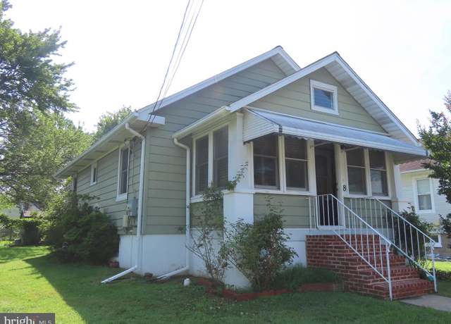 Property at 8 Poplar Ave, Wilmington, DE 19805, 2 beds, 1 bath