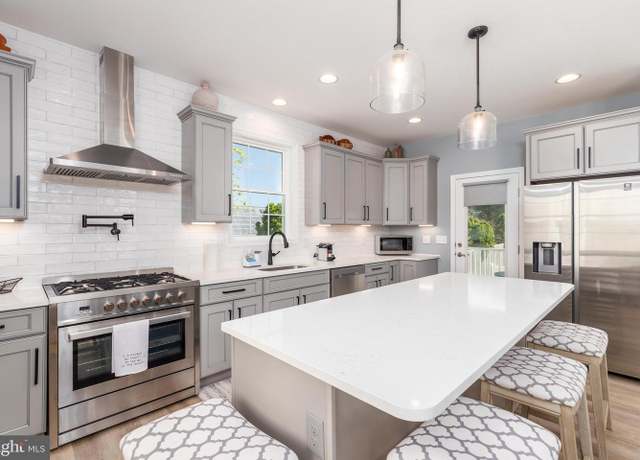 Property at 31113 Fishers Landing Rd #7, Ocean View, DE 19970, 3 beds, 2.5 baths