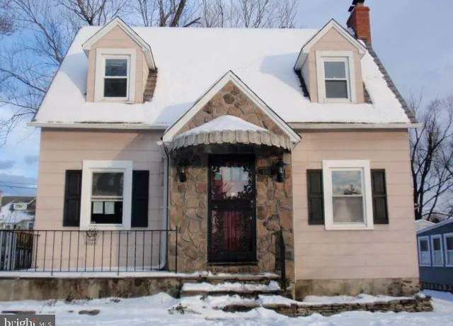 Property at 5313 Plymouth Rd, Baltimore, MD 21214, 2 beds, 1.5 baths