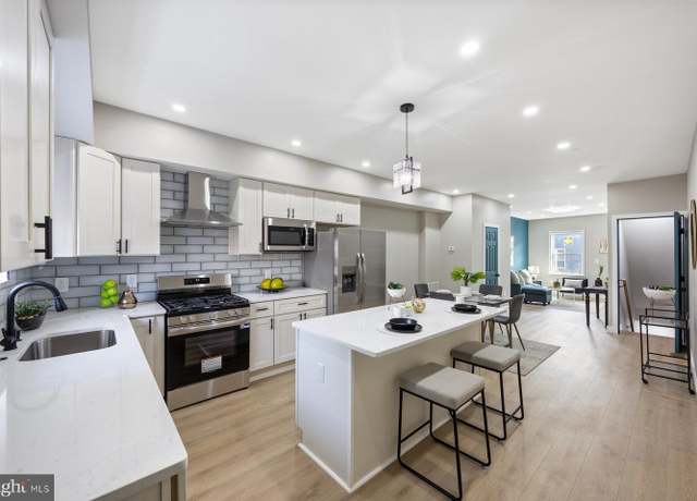 Property at 2611 Hampden Ave, Baltimore, MD 21211, 4 beds, 2.5 baths