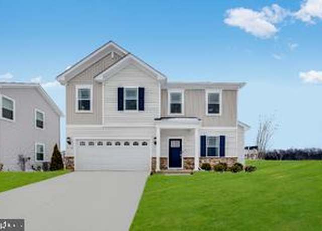 Property at 10647 Roundstone Ln, White Plains, MD 20695, 5 beds, 3 baths