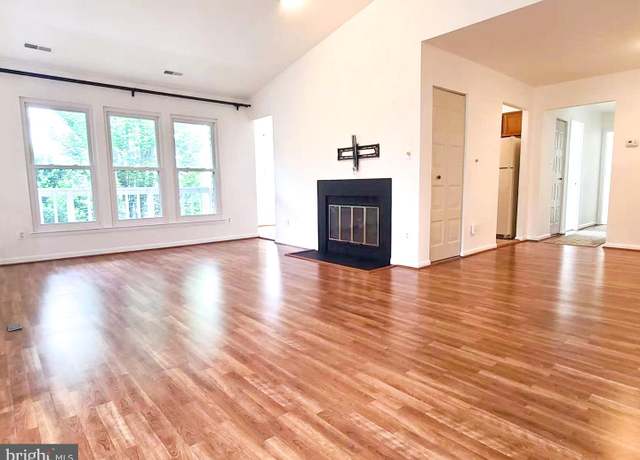 Property at 20072 Appledowre Cir #237, Germantown, MD 20876, 2 beds, 2 baths