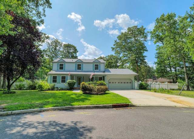 Property at 14 Cordelia Ln, Absecon, NJ 08201, 4 beds, 3 baths