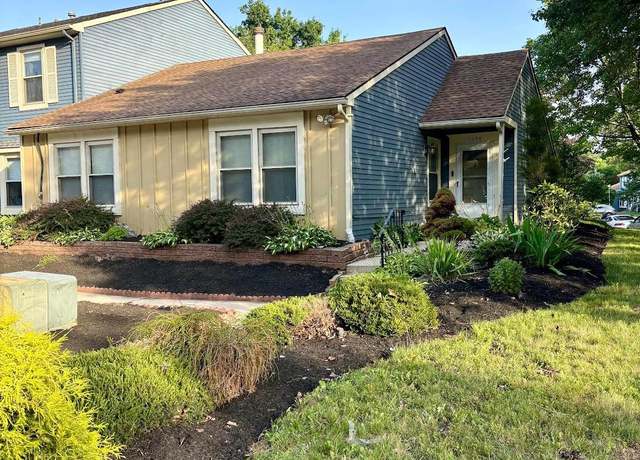 Property at 1206 Roberts Ln, Marlton, NJ 08053, 3 beds, 2 baths