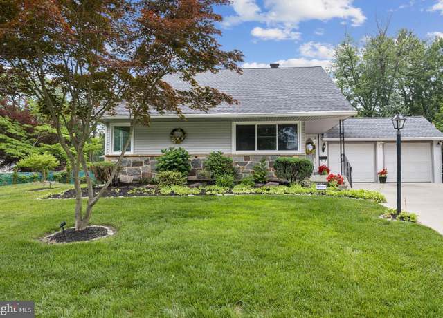 Property at 1607 N Bowling Green Dr, Cherry Hill, NJ 08003, 4 beds, 2.5 baths