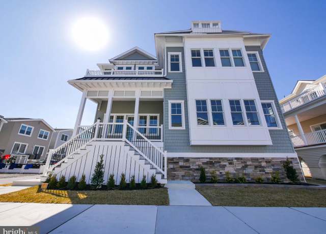 Property at 204 35th St #1, Ocean City, NJ 08226, 5 beds, 3 baths