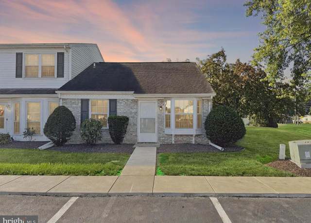 Property at 11 Southpoint Dr, Mechanicsburg, PA 17055, 2 beds, 1 bath