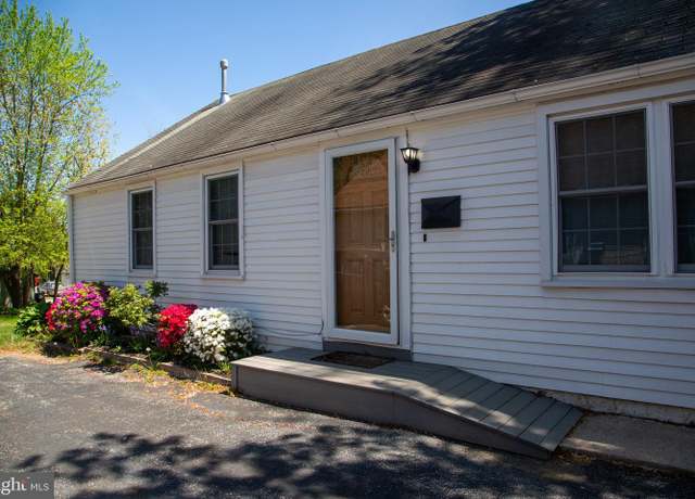 Property at 407 Virginia Ave, Phoenixville, PA 19460, 3 beds, 1 bath