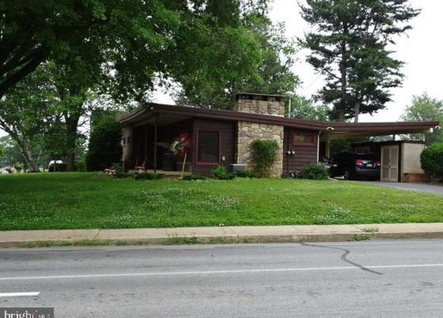Property at 644 Stouffer Ave, Chambersburg, PA 17201, 2 beds, 1 bath